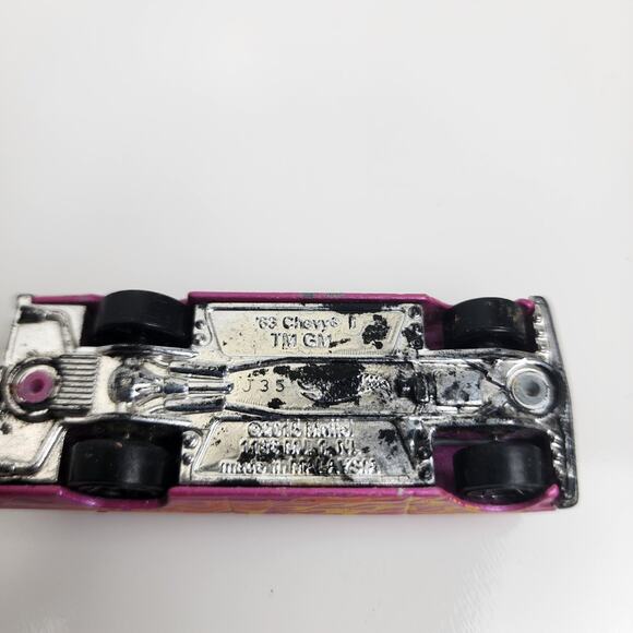 Mixed Lot of Matchbox Vehicles Various Dates 1983 to Current 5 Cars & 1 Airplane - Picture 11 of 15